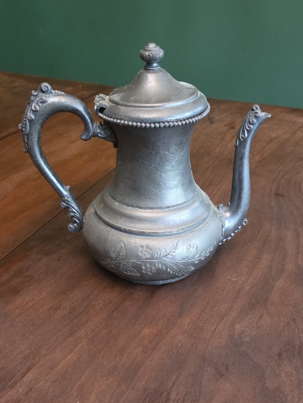 Antique-Style Decorative Metal Teapot in Pewter Tone